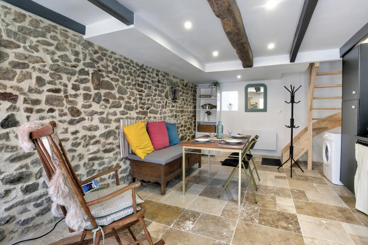 La Quinardais - Charmante Maison Avec Terrasse Saint-Samson-sur-Rance Exterior foto